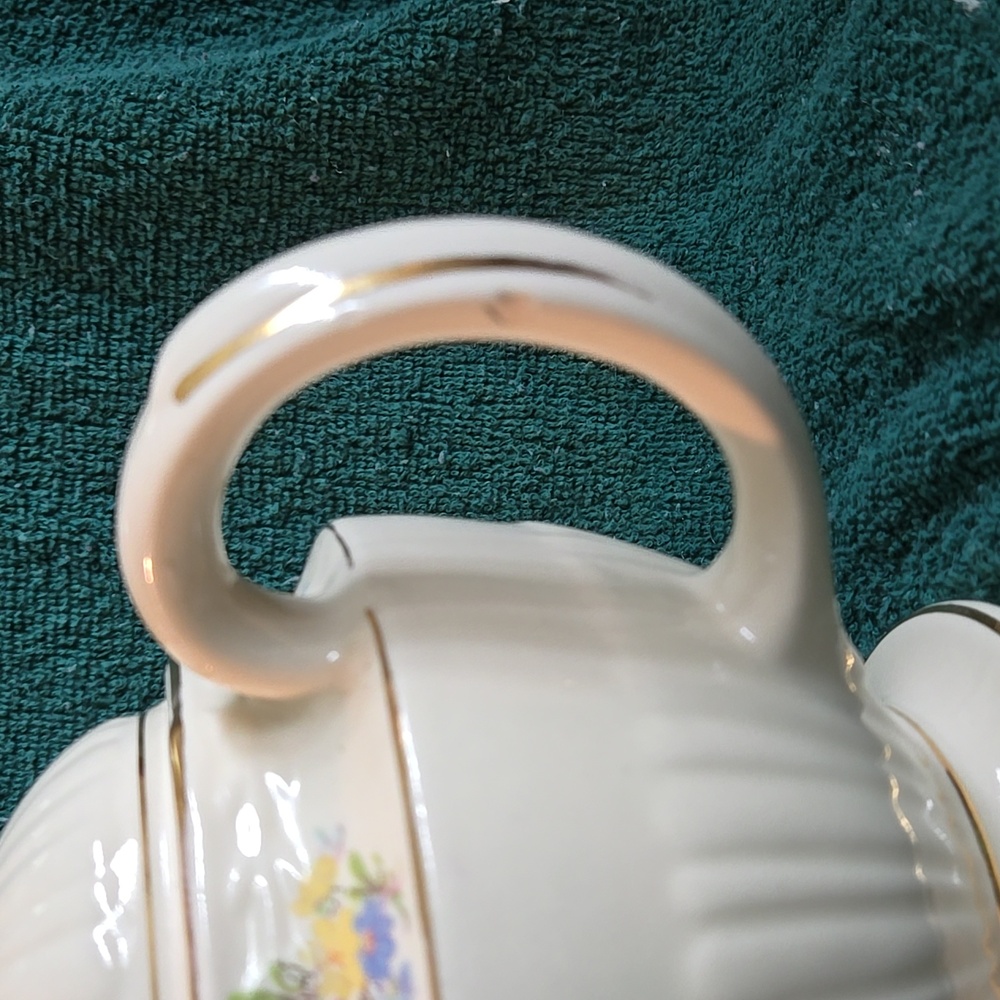 Ceramic Tea Pot - Picture 5 of 9